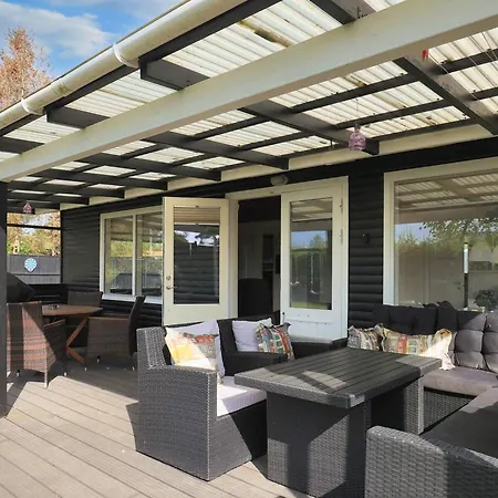 6 Person In Hadsund-by Traum